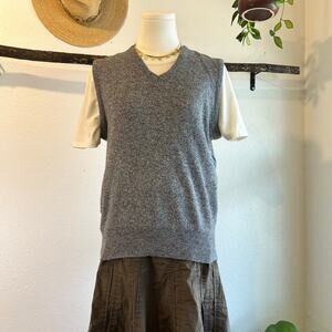USA Made Vintage 90s Gray Heathered Sleeveless Pullover Sweater Vest Size Medium